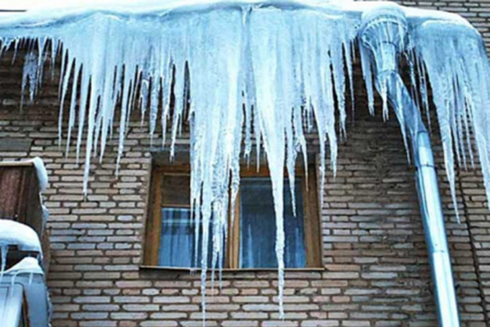 Угроза сосулек в Кингисеппе